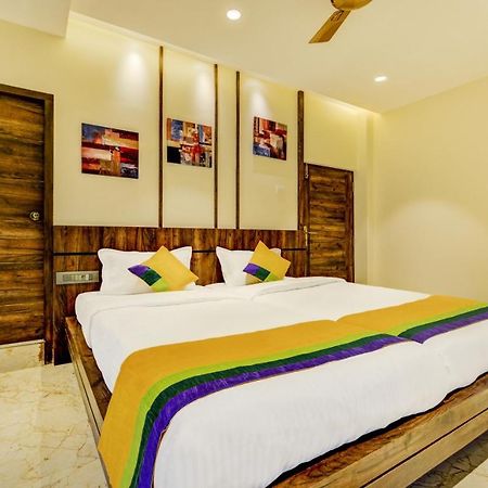 Itsy Hotels Mirra Ченай Екстериор снимка