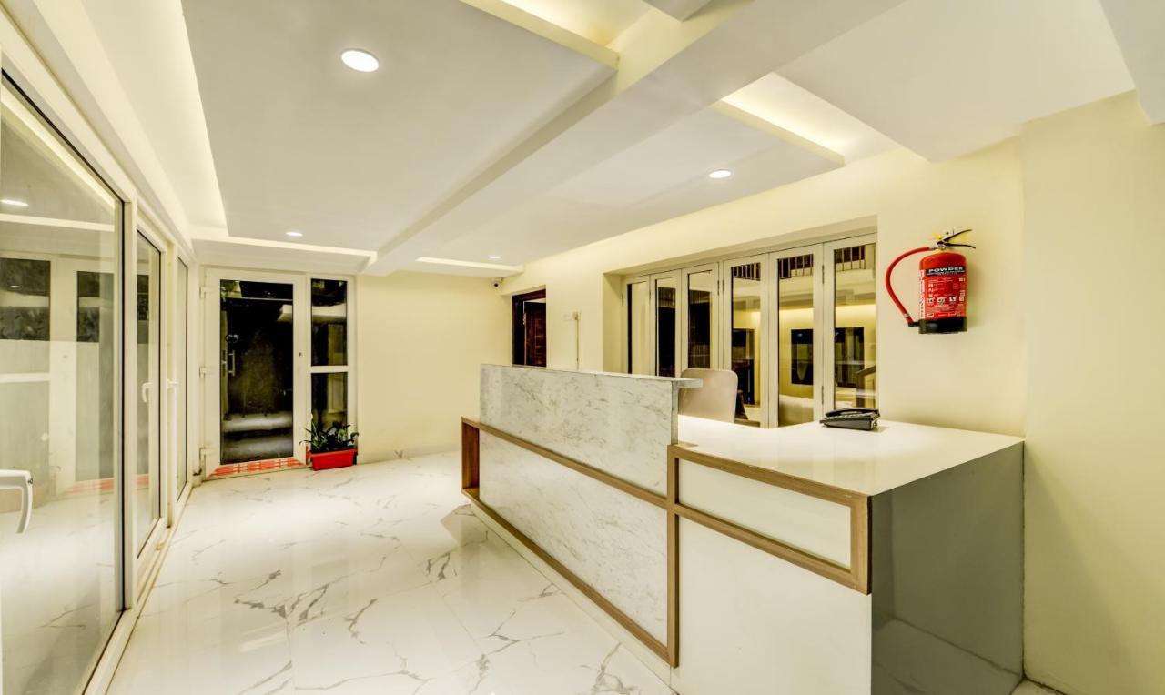 Itsy Hotels Mirra Ченай Екстериор снимка