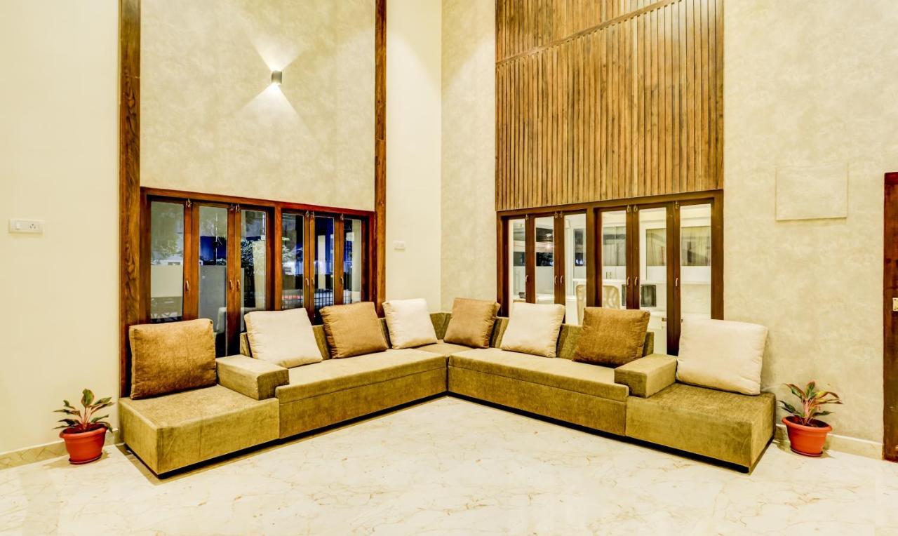 Itsy Hotels Mirra Ченай Екстериор снимка